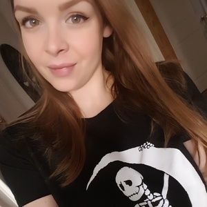 Meet your Posher, Carly